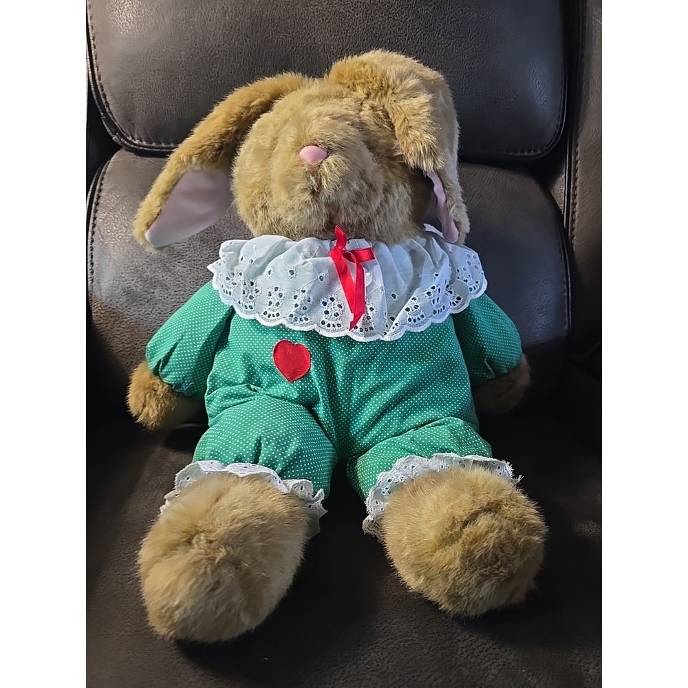 Vintage 1992 International Silver ParaCutes Plush‎ Bunny Rabbit Stuffed Animal